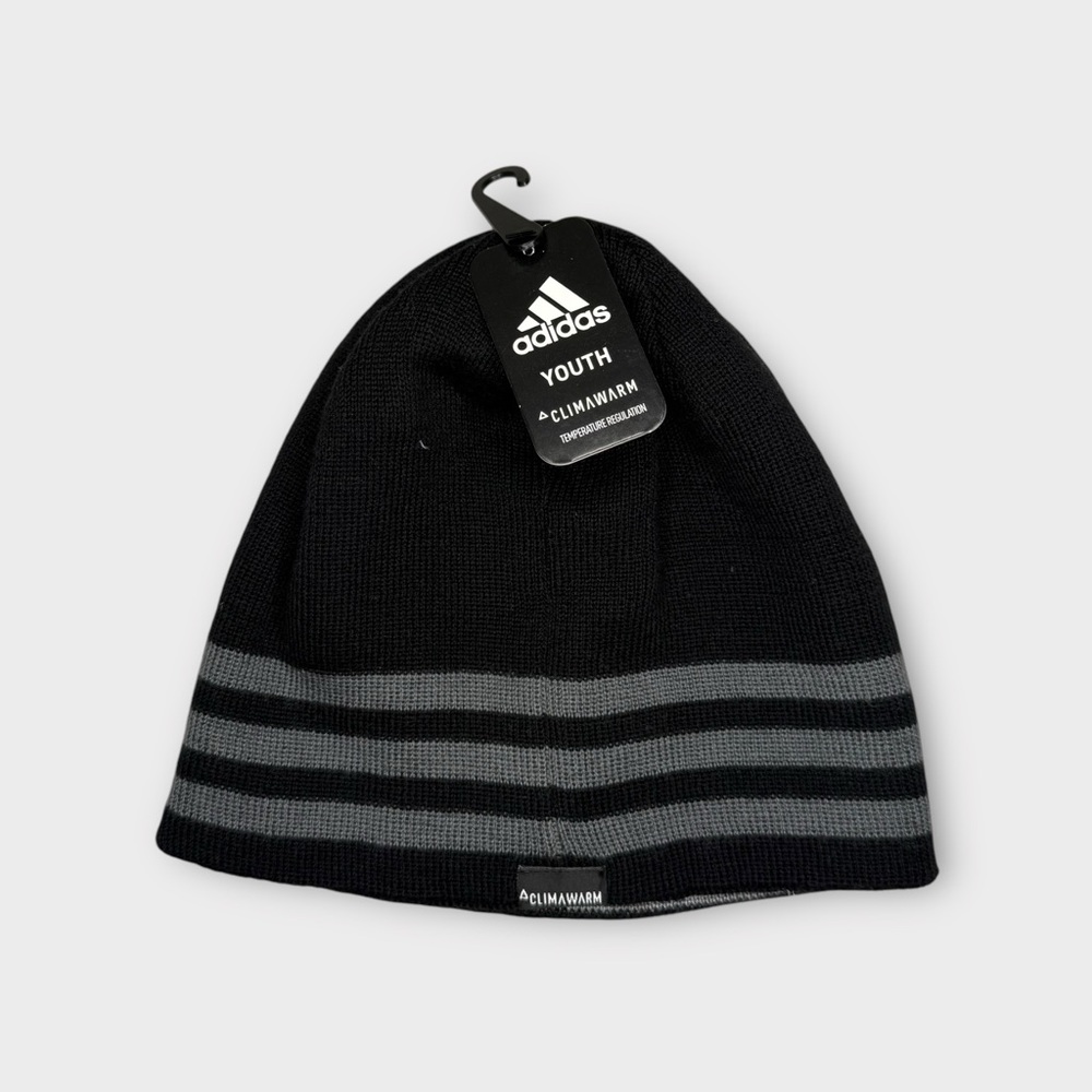 Adidas Reversible Youth Fit Black Beanie - Picture 2 of 3
